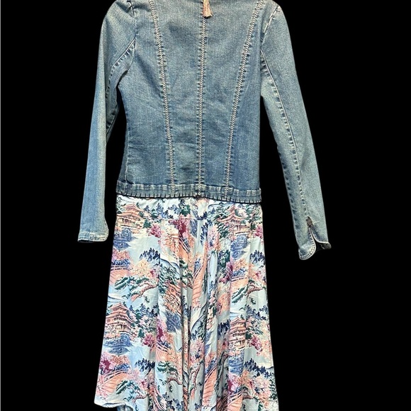 Sold - Picture 2 of 13